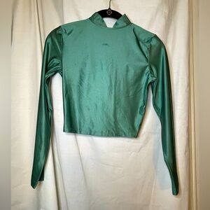 NWT Wild Fable Slinky Shiny Rainforest Green Cropped Top Turtleneck Size XXS